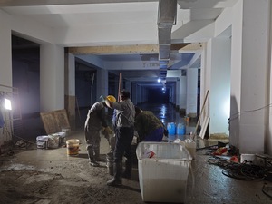 惠太商业广场地下室注浆